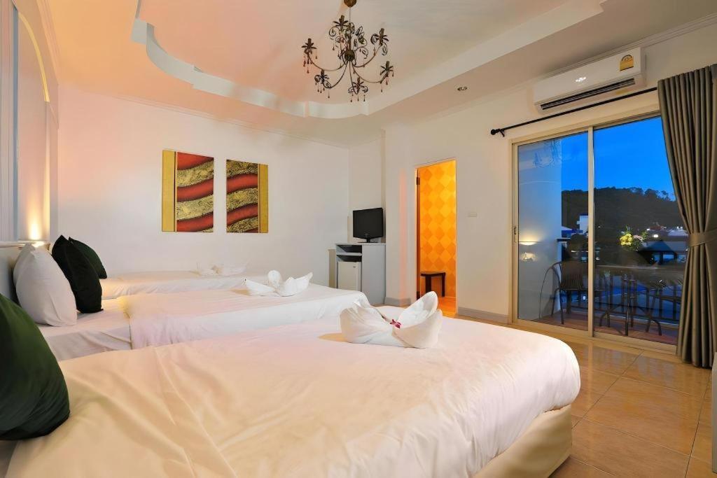 Patong Gorgeous Boutique Room מראה חיצוני תמונה