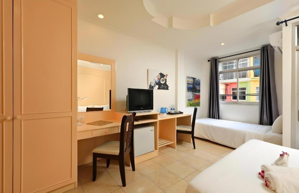 Patong Gorgeous Boutique Room מראה חיצוני תמונה