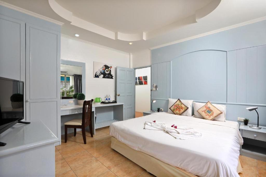 Patong Gorgeous Boutique Room מראה חיצוני תמונה