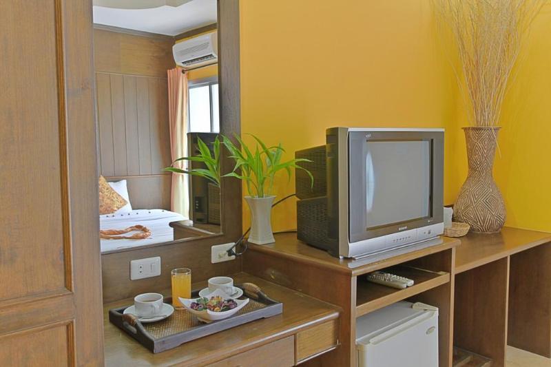 Patong Gorgeous Boutique Room מראה חיצוני תמונה