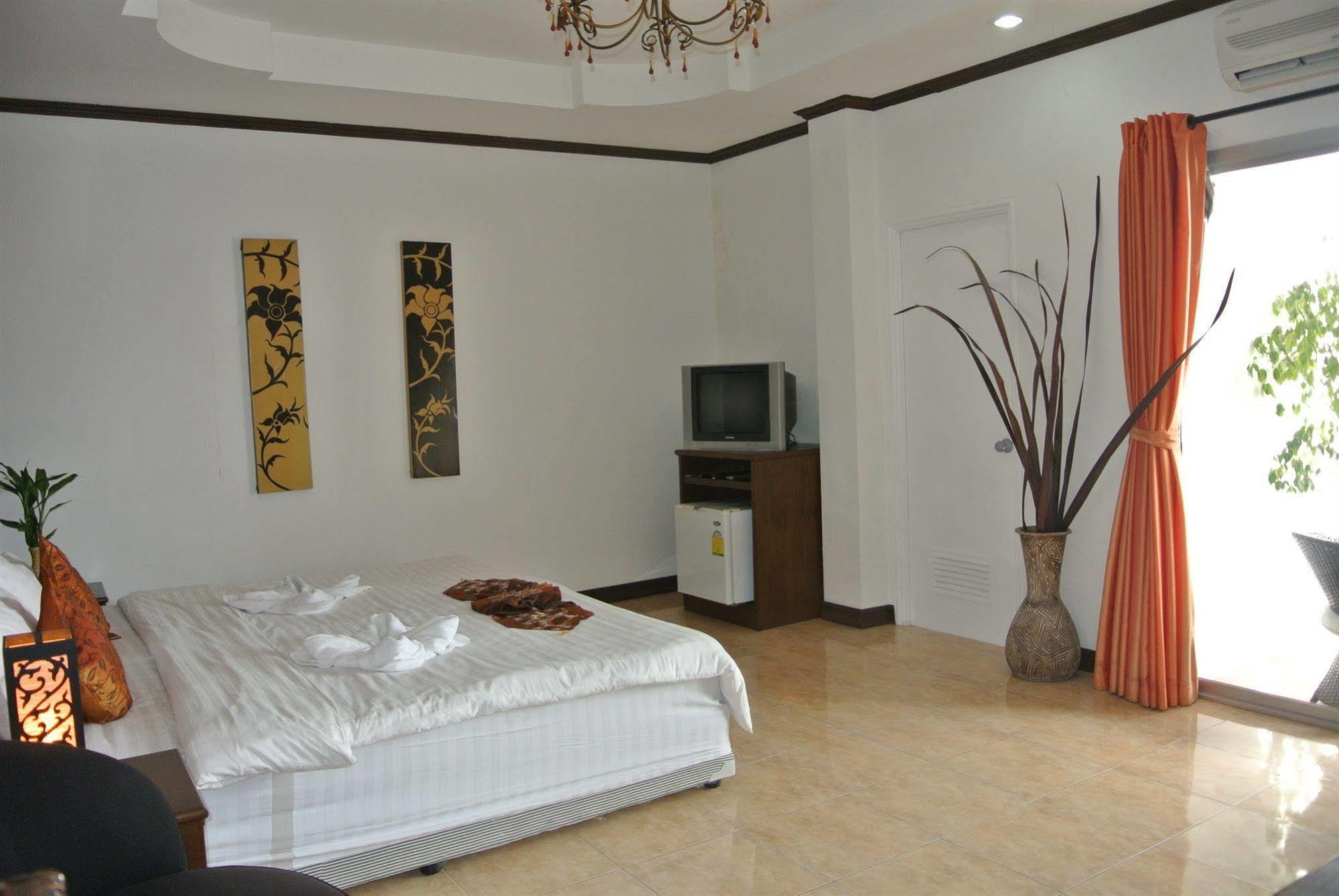 Patong Gorgeous Boutique Room מראה חיצוני תמונה