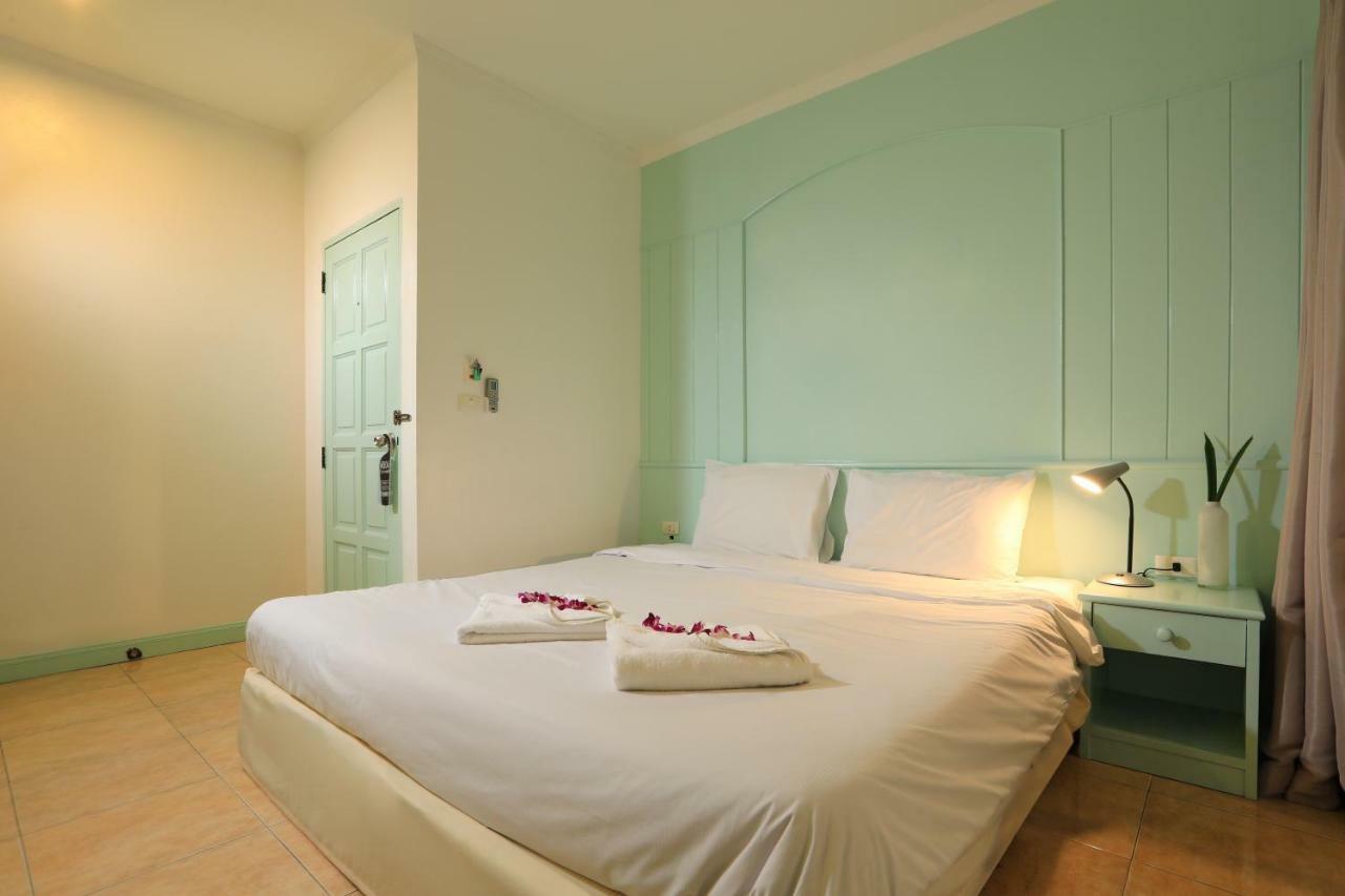 Patong Gorgeous Boutique Room מראה חיצוני תמונה