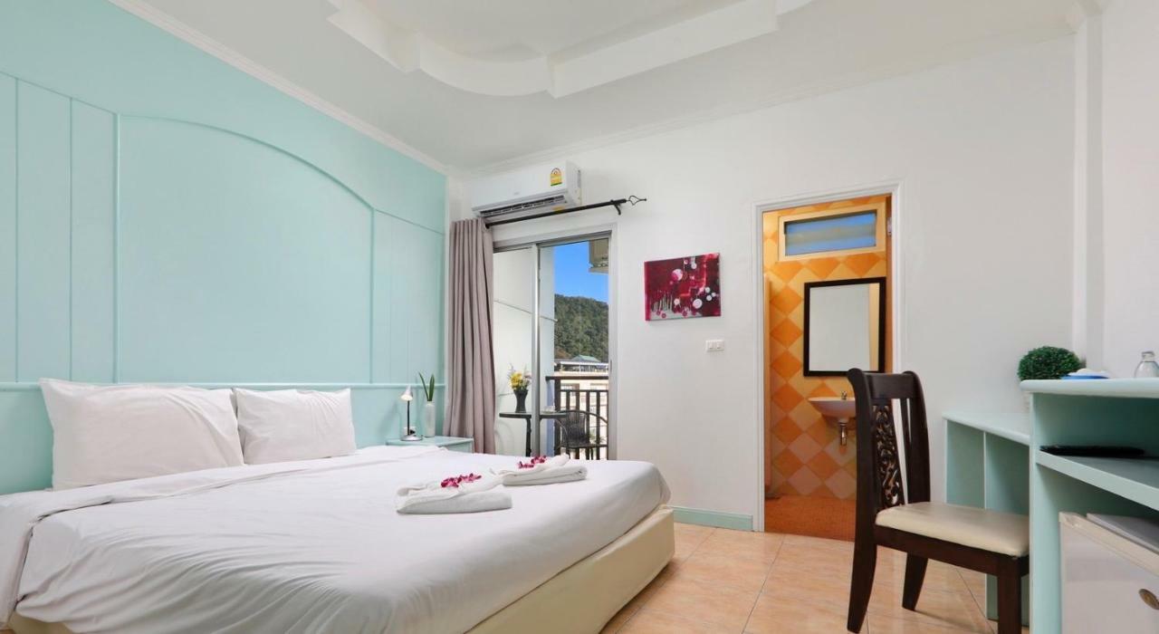 Patong Gorgeous Boutique Room מראה חיצוני תמונה